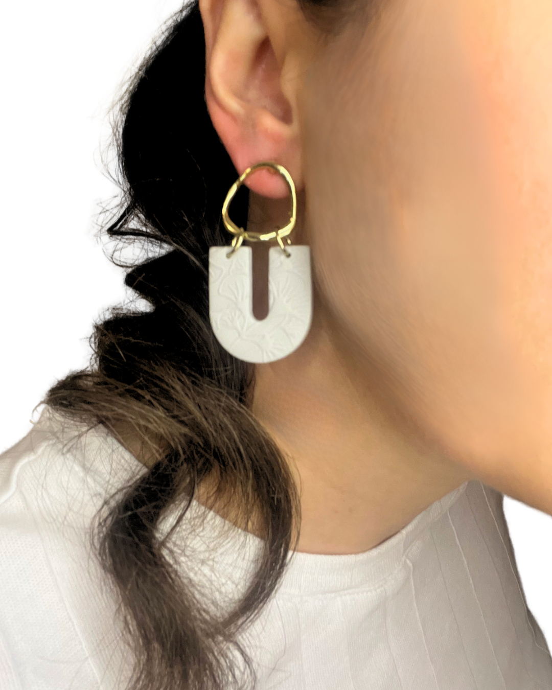 Flora Arc Earrings Model