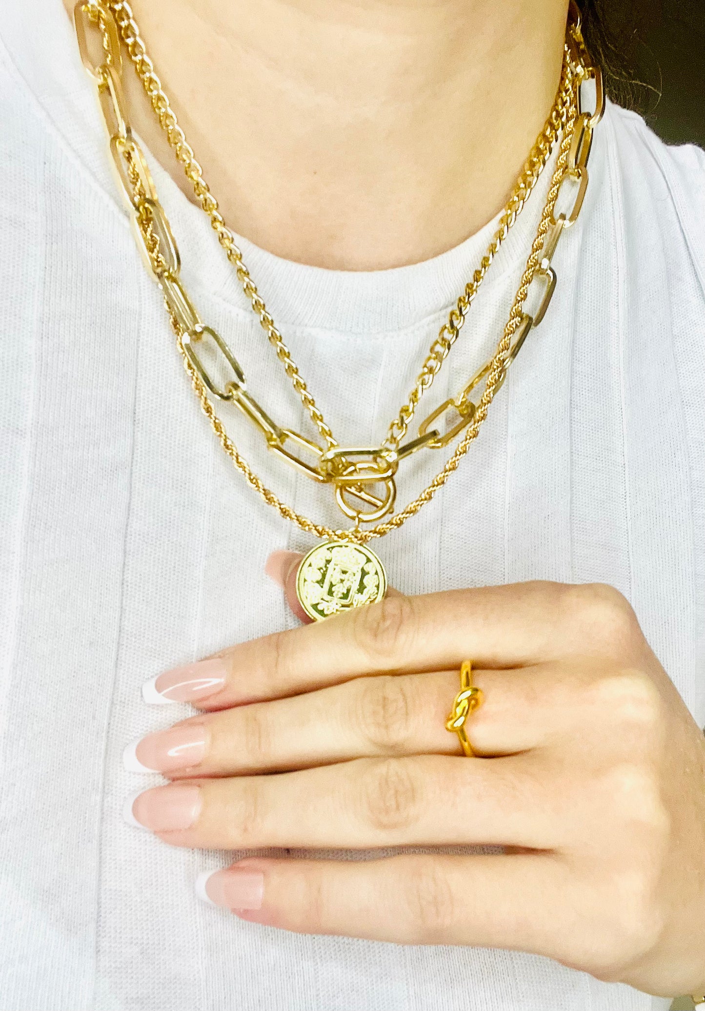 Republique Gold Necklace - 3 Layers